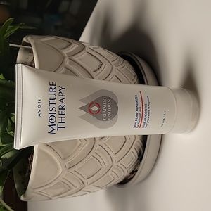 COPY - Avon Moisture Therapy Lotion